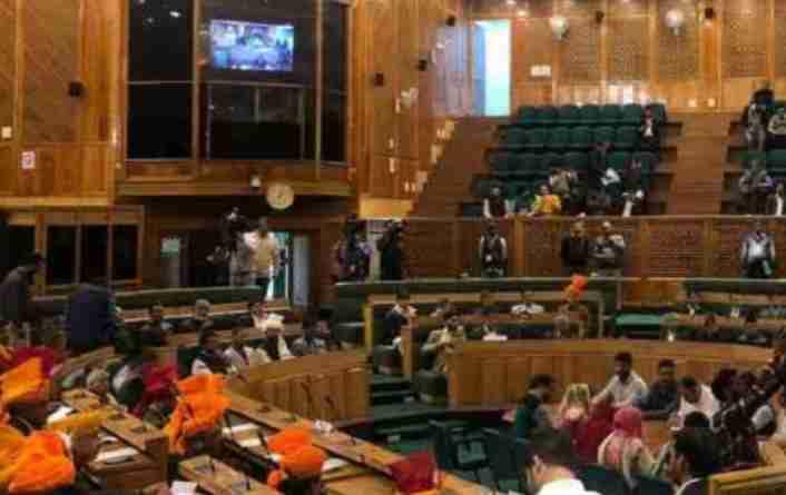 جموں و کشمیر اسمبلی نے تعلیم، صحت کی دیکھ بھال اور سماجی بہبود کے لیے گرانٹس کو دی منظوری