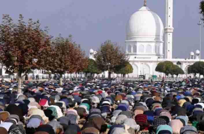 پورے کشمیر میں نماز عید کی تیاریاں ہوئیں مکمل: وقف بورڈ چیئرپرسن درخشاں اندرابی