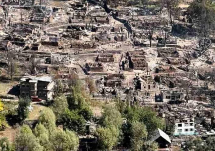 ملوروان آتشزدگی کے متاثرین کے لیے وزیرِ اعلیٰ عمر عبداللہ نے ہاؤسنگ امداد کو دی منظوری