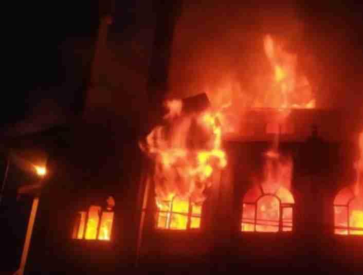 راجوری میں 10 گھنٹوں میں دوسری بڑی آگ کی واردات، لاکھوں مالیت کی املاک تباہ