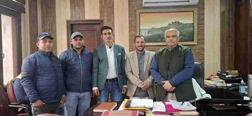 جے کے ایل سی یو کا وفد اشوک کول بی جے پی ریاستی جنرل سکریٹری سے ہوا ملاقی