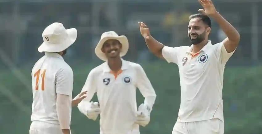 Ranji Trophy 2026: جموں و کشمیر کرکٹ ٹیم پہلی بار فائنل میں، بنگال کو 6 وکٹوں سے شکست