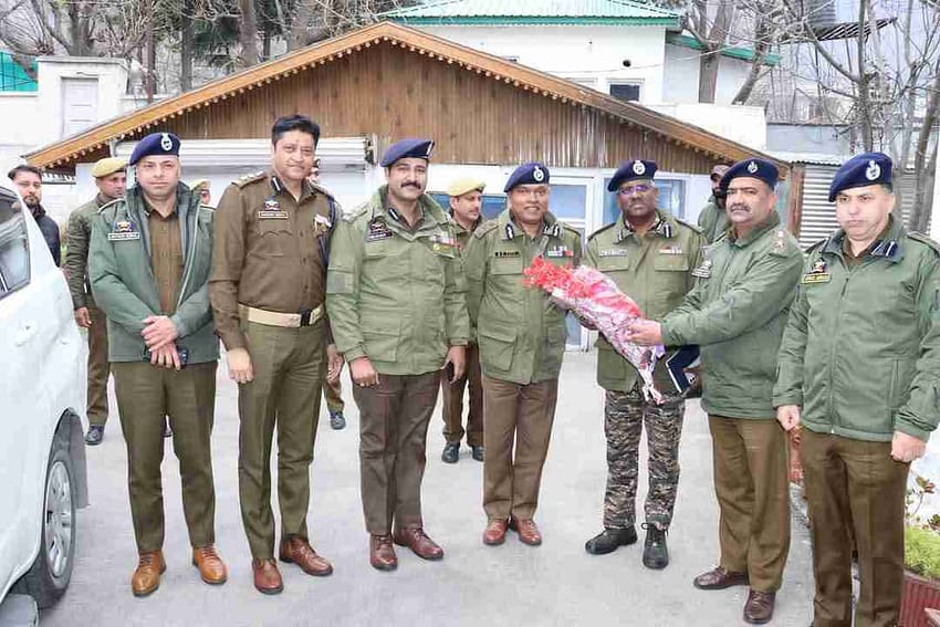 آئی جی پی جموں نے ڈوڈہ-کشتواڑ-رامبن رینج کا کیا دورہ