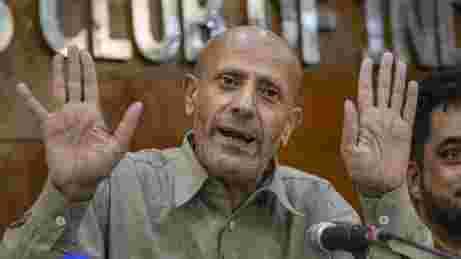 ہائی کورٹ کریگی جموں کشمیر کے پابند سلاسل رہنما انجینیر رشید کی عارضی پر سماعت